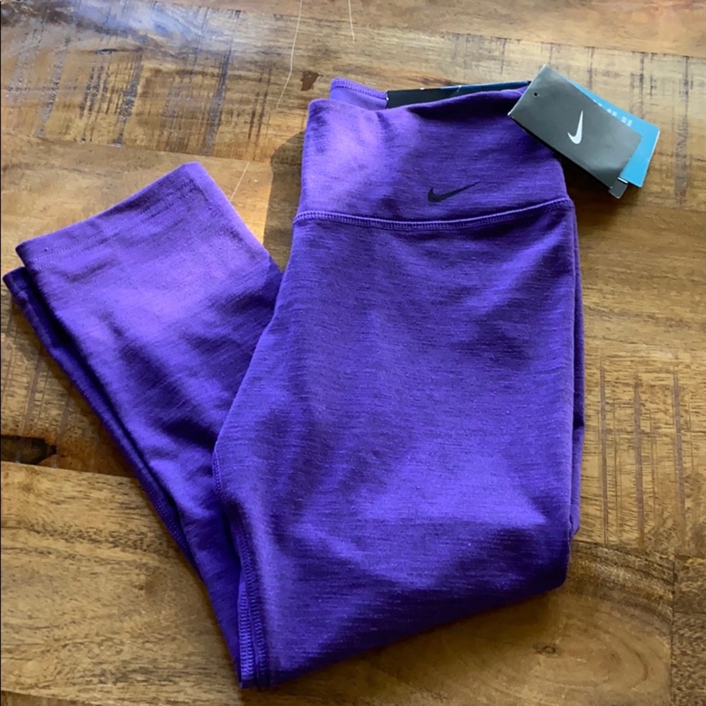 Nike Legend 2.0 Womens Dry Fit Capri Tight Size XS